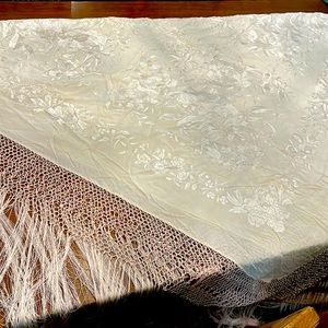 Large Ivory Embroidered Manton Flamenco Fringed Shawl